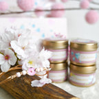 Geschenkset für Frauen, 4 x Duftkerzen mit echter Kirschenblüte-Armband, Geburtstagsgeschenk für Mama, Schwester, Freundin