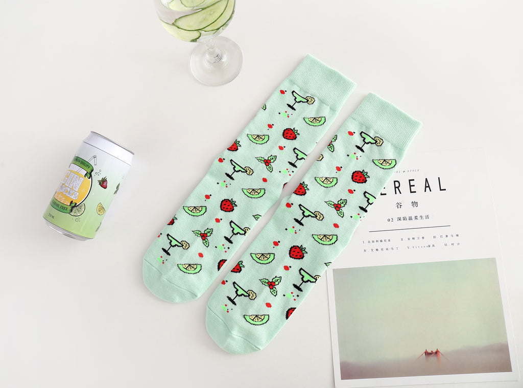 Gin Socken Englisch mit Spruch IF YOU CAN READ THIS, BRING ME GIN Geschenk für Gin-Liebhaber, Gr. 39-45 (Grün)