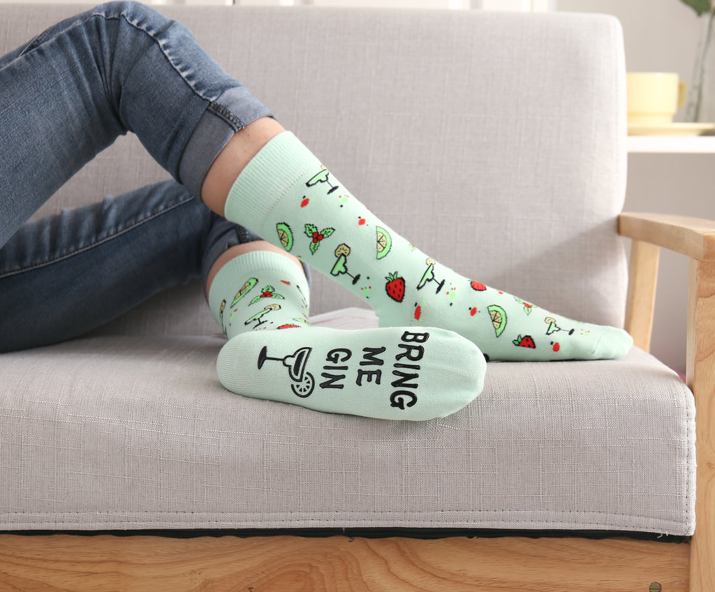 Gin Socken Englisch mit Spruch IF YOU CAN READ THIS, BRING ME GIN Geschenk für Gin-Liebhaber, Gr. 39-45 (Grün)