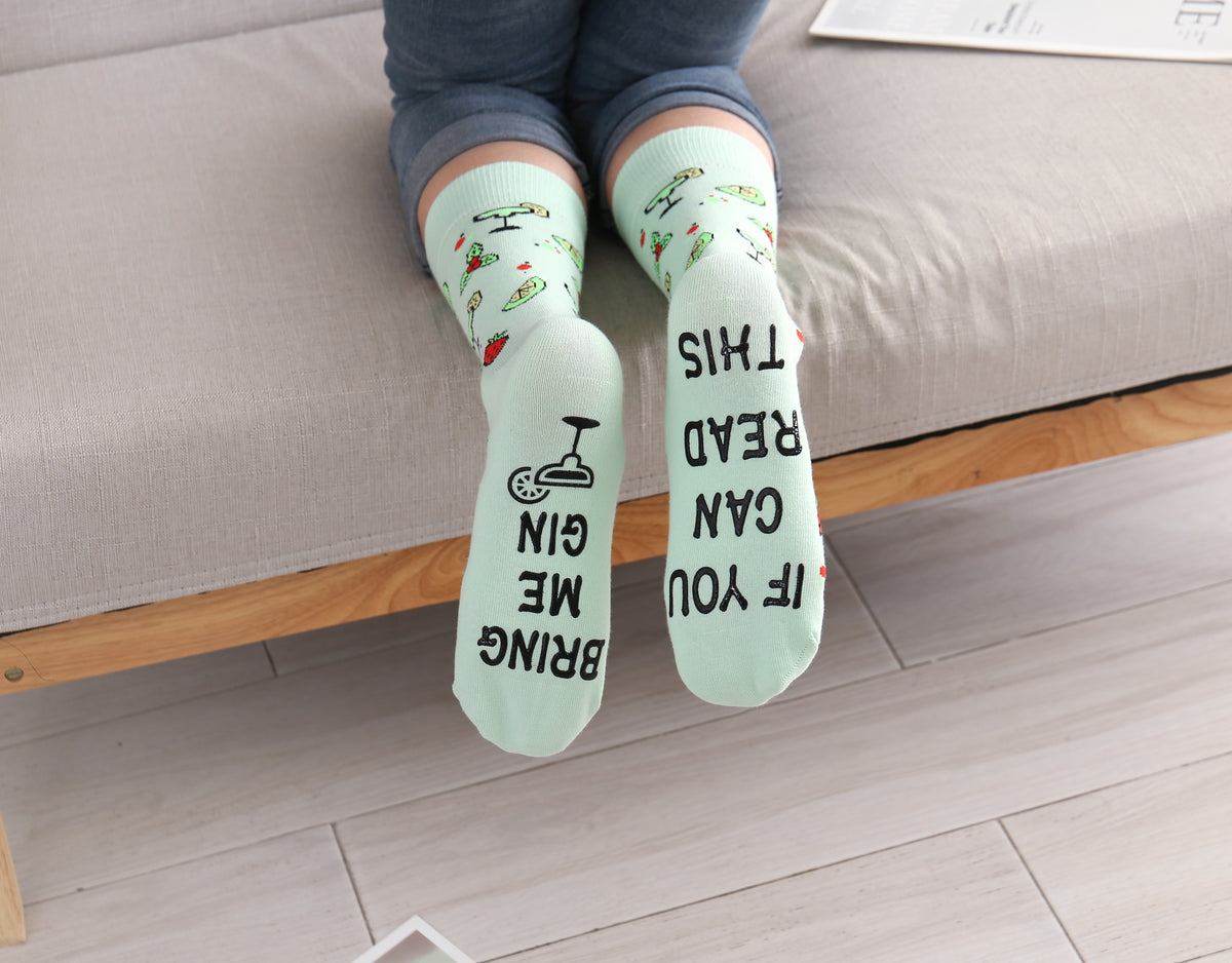 Gin Socken Englisch mit Spruch IF YOU CAN READ THIS, BRING ME GIN Geschenk für Gin-Liebhaber, Gr. 39-45 (Grün)