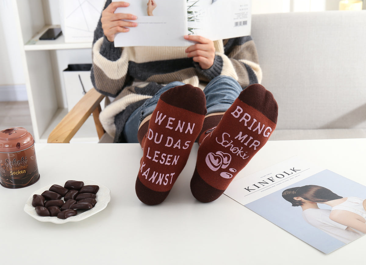 Schoki Socken mit Spruch "Wenn du das lesen kannst, bring mir Schoki", Geburtstagsgeschenk, Geschenk für Schokolade-Liebhaber, Damen Socken, rutschfest, 37-43